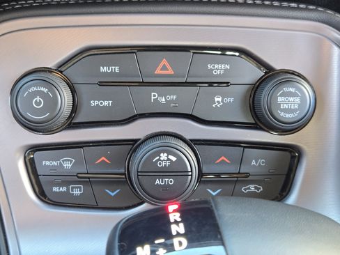 Used 2023 Dodge Challenger R/T w/ Blacktop Package image 21