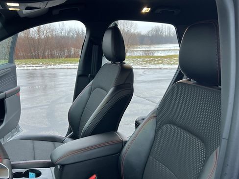 Used 2025 Ford Escape ST-Line Select w/ Tech Pack #1 image 16