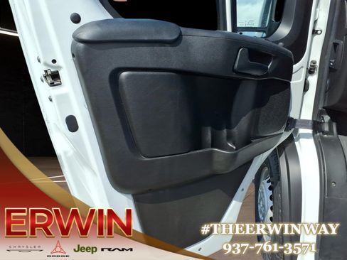 Used 2025 RAM ProMaster 2500 w/ Convenience Group FWD image 10