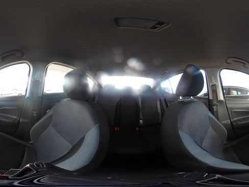Used 2025 Nissan Versa SV FWD image 41