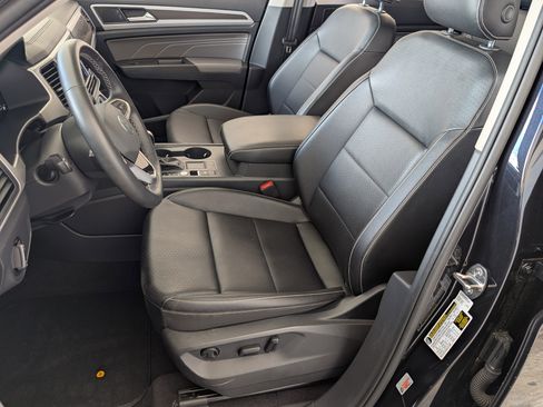 Used 2022 Volkswagen Atlas SE image 16