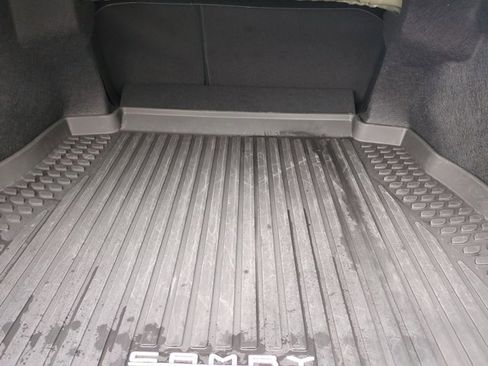 Used 2025 Toyota Camry LE image 7