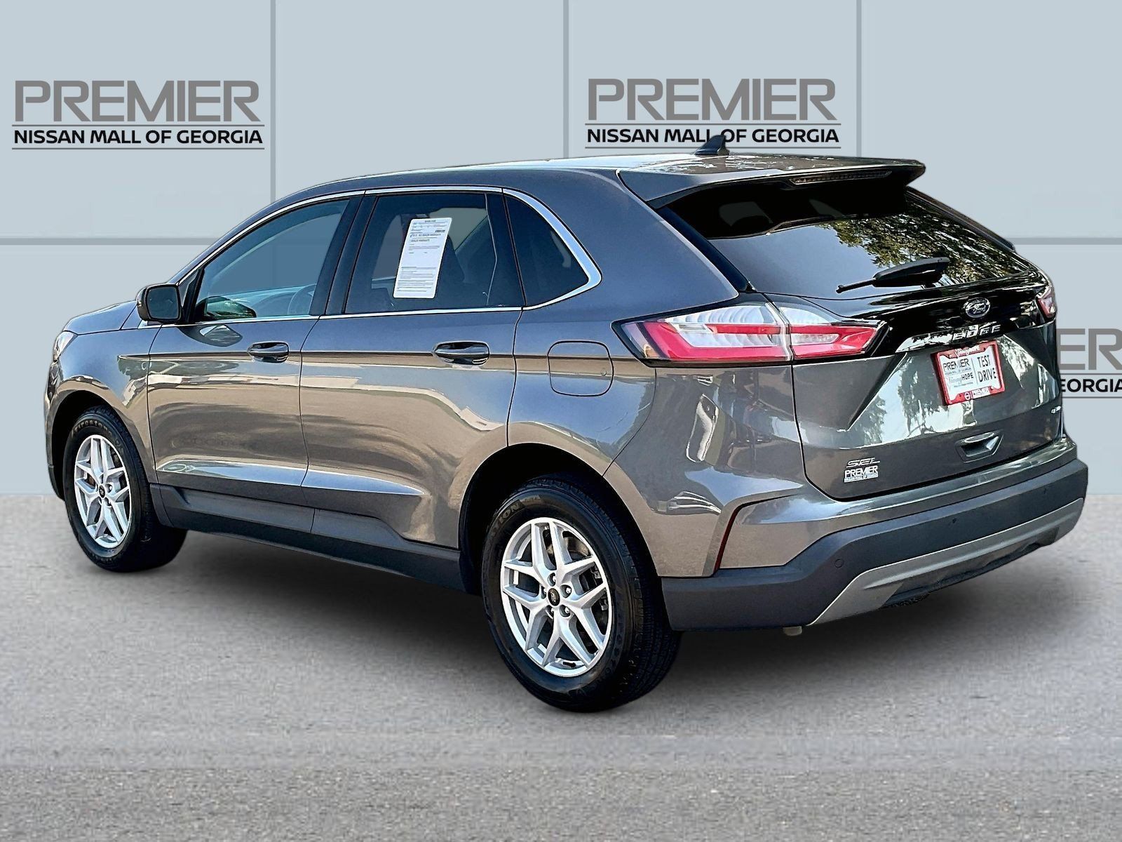 Used 2024 Ford Edge SEL AWD/4WD image 5
