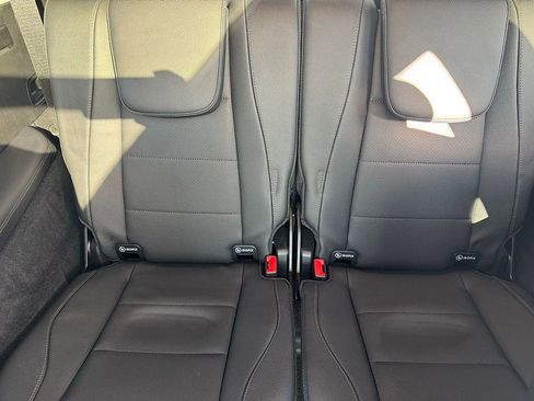 Used 2024 Mercedes-Benz GLS 450 4MATIC image 33