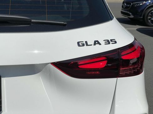 Certified 2025 Mercedes-Benz GLA 35 AMG 4MATIC image 7