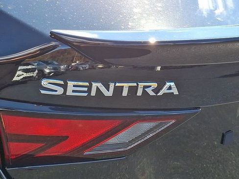 New 2025 Nissan Sentra SR w/ SR Premium Package image 11