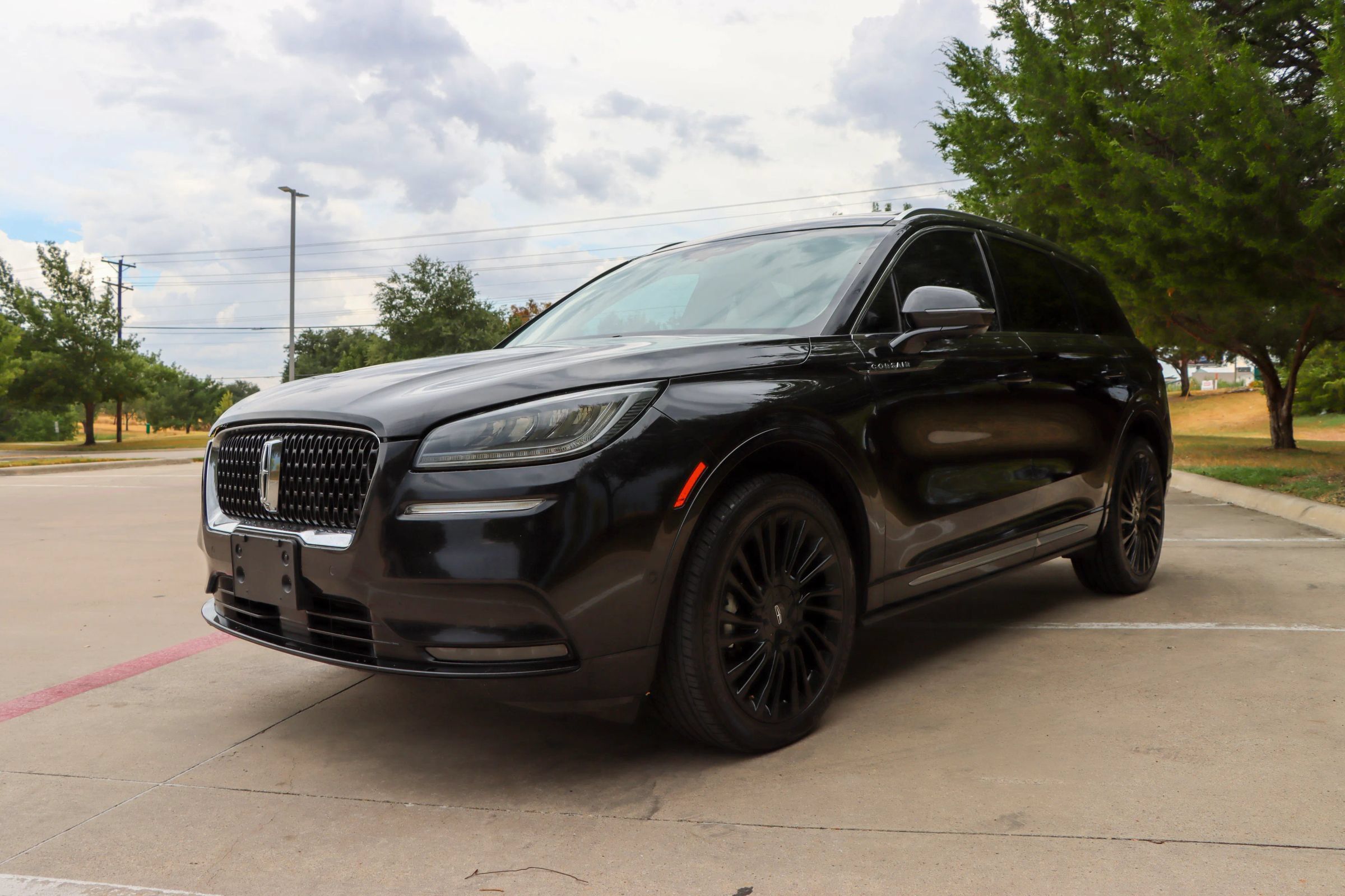 Used 2021 Lincoln Corsair Reserve w/ Equipment Group 201A FWD image 3