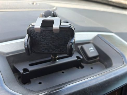 Used 2019 RAM 1500 Big Horn RWD image 27
