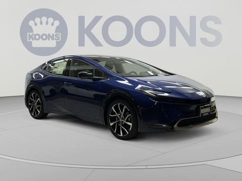 New 2026 Toyota Prius Plug-In Hybrid FWD image 18