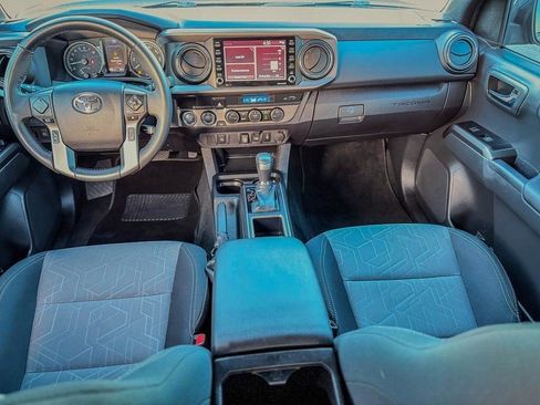 Used 2023 Toyota Tacoma TRD Sport w/ Black Out Package (TMS) image 18