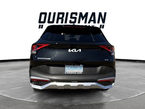 Certified 2025 Kia Sportage LX image 5