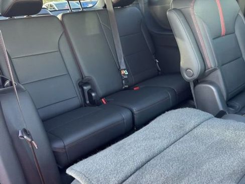 Used 2024 Chevrolet Traverse RS w/ LPO, Floor Liner Package image 46