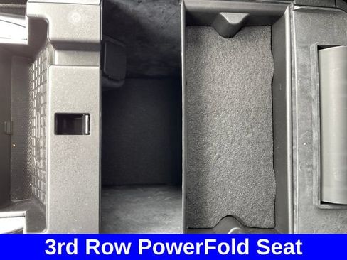Used 2023 Ford Explorer Limited w/ Equipment Group 301A AWD/4WD image 27