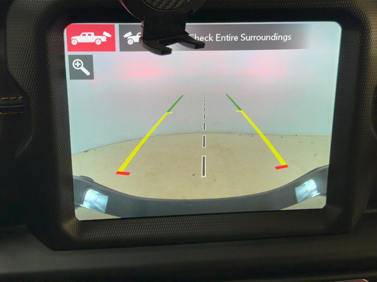 Used 2023 Jeep Gladiator Overland AWD/4WD image 24