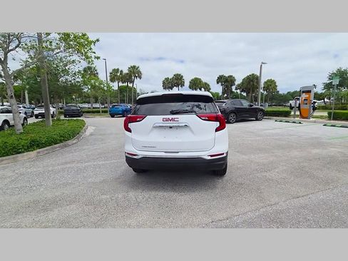Used 2020 GMC Terrain SLT FWD image 40