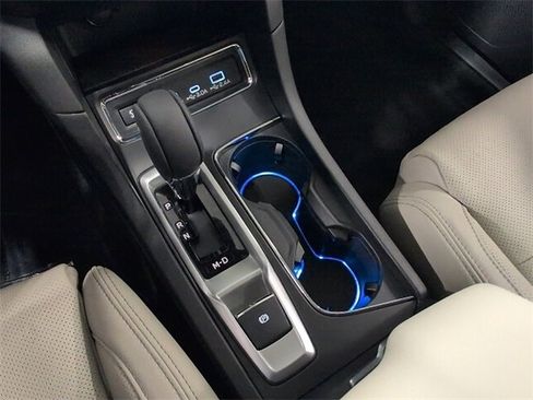 New 2025 Subaru Ascent Limited image 19