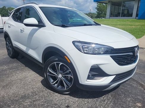 Used 2023 Buick Encore GX Select FWD image 2