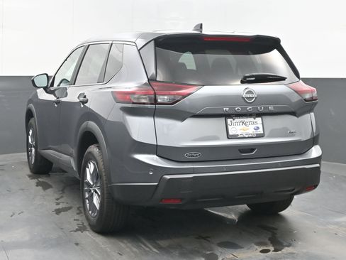 Certified 2025 Nissan Rogue S image 6