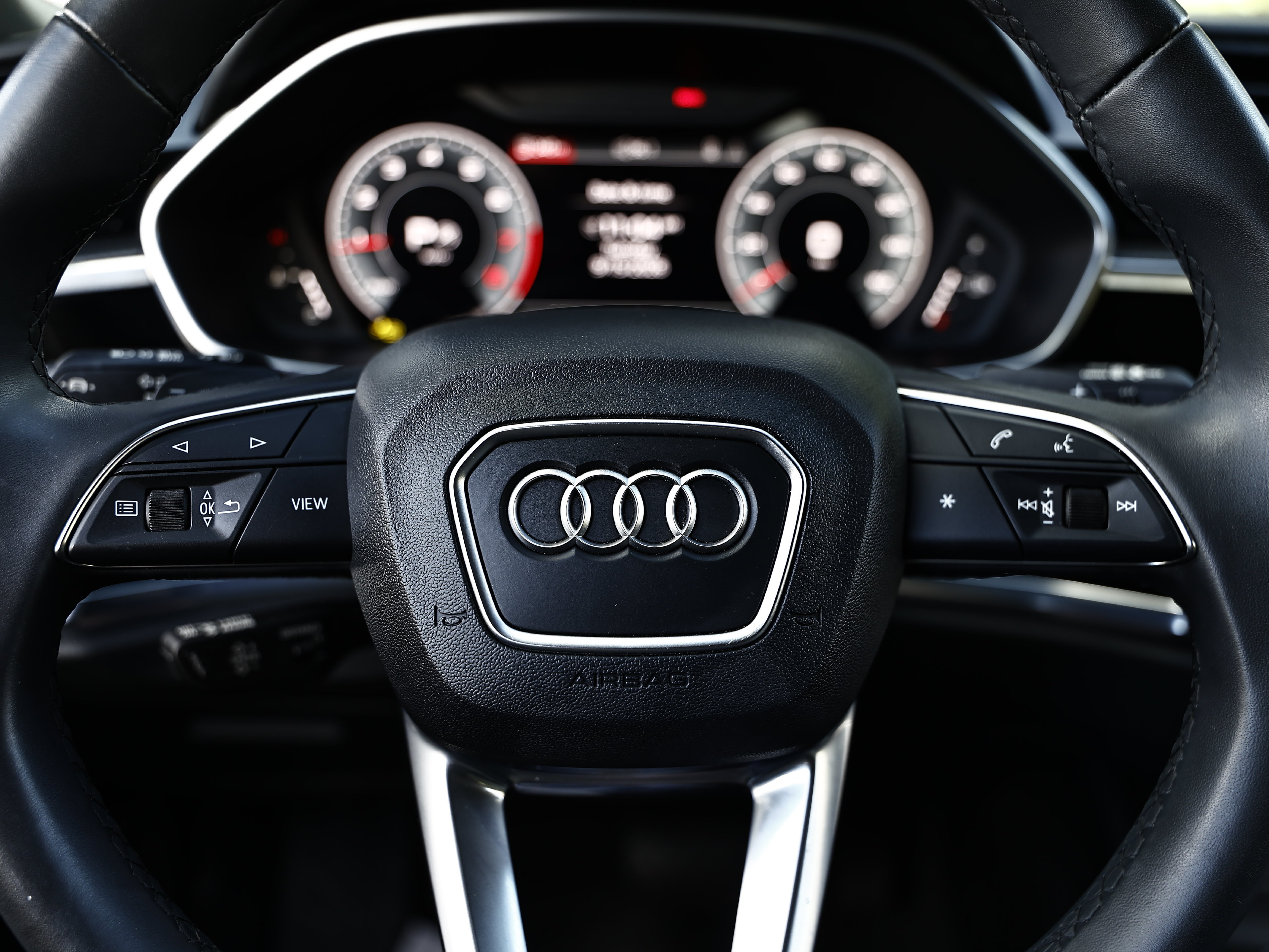 Certified 2024 Audi Q3 2.0T Premium Plus AWD/4WD image 34