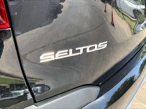 Used 2024 Kia Seltos S FWD image 30