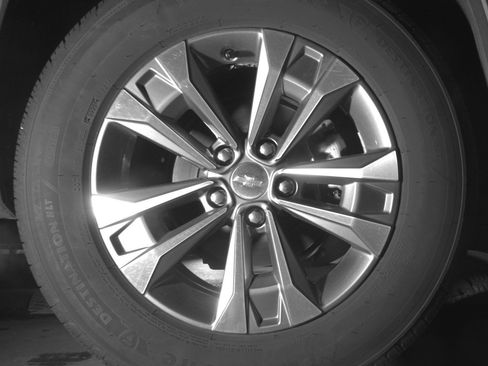 Used 2025 Chevrolet Equinox LT FWD image 15