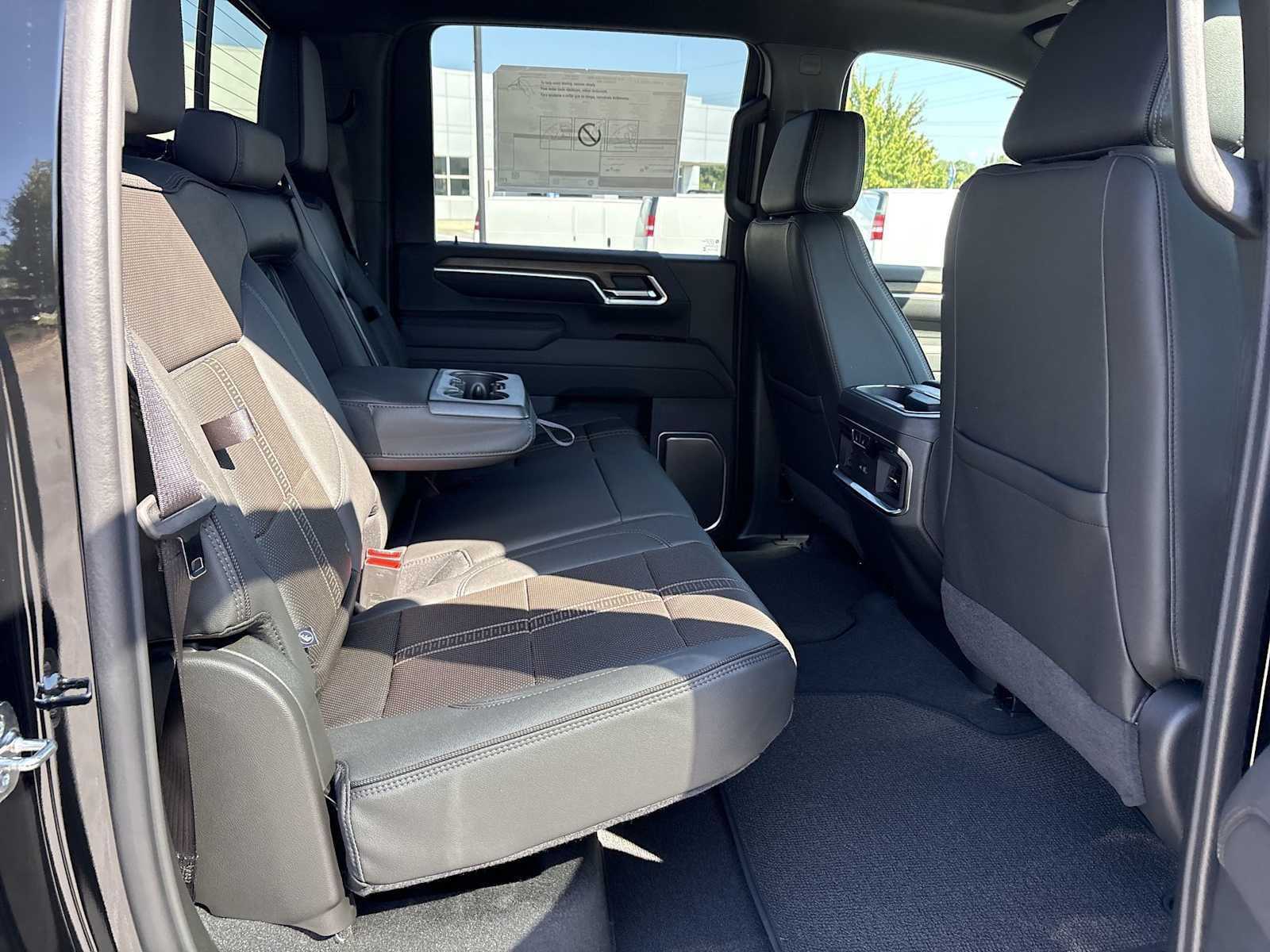 New 2026 Chevrolet Silverado 2500 High Country w/ Midnight Edition AWD/4WD image 27