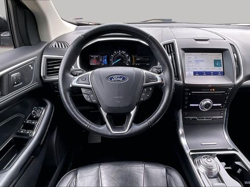 Used 2019 Ford Edge Titanium w/ Cold Weather Package AWD/4WD image 6