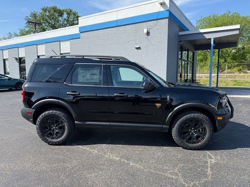 New 2025 Ford Bronco Sport Badlands w/ Sasquatch Badlands Package AWD/4WD image 2