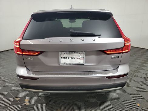 New 2026 Volvo V60 B5 Cross Country Plus w/ Protection Package Premier AWD/4WD image 5