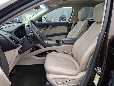 Used 2020 Lincoln Nautilus Reserve w/ Equipment Group 201A FWD image 15