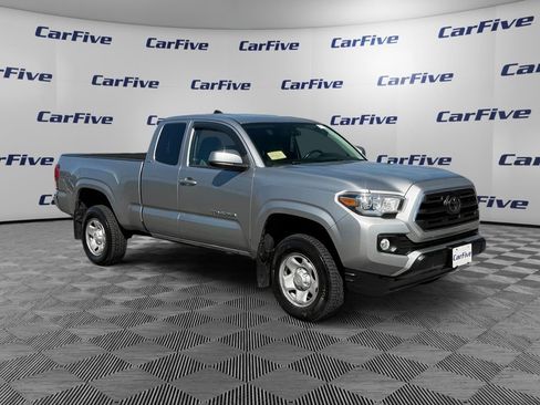 Used 2018 Toyota Tacoma SR5 image 7