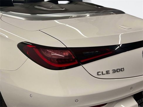 Certified 2024 Mercedes-Benz CLE 300 4MATIC Cabriolet image 10