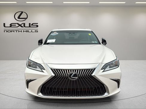 Used 2020 Lexus ES 350 w/ Premium Package FWD image 2