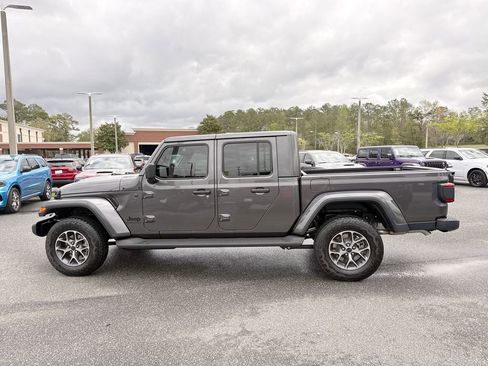 New 2026 Jeep Gladiator Sport AWD/4WD image 6