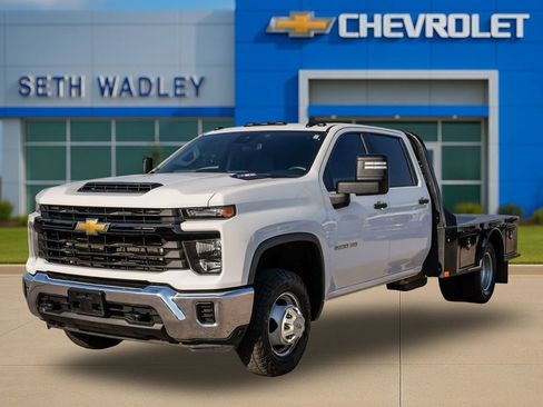 Used 2024 Chevrolet Silverado 3500 W/T w/ WT Convenience Package AWD/4WD image 3