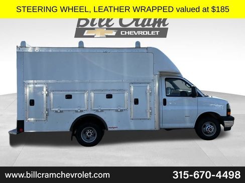 Used 2022 GMC Savana 3500 w/ Power Convenience Package RWD image 12