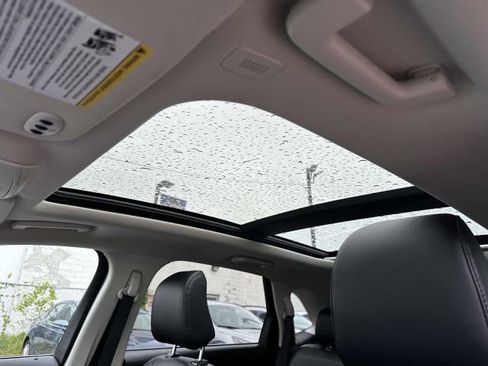 Used 2024 Ford Edge SEL w/ Convenience Package image 13