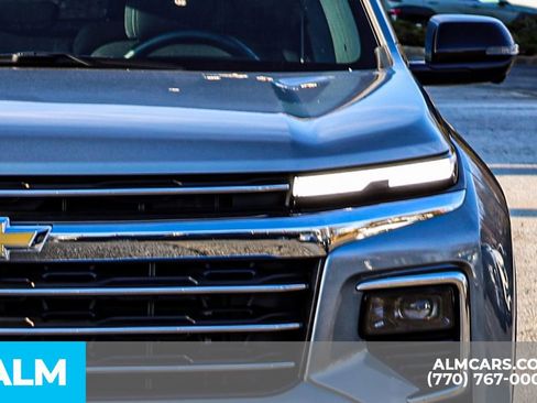 Used 2024 Chevrolet Traverse LT image 15