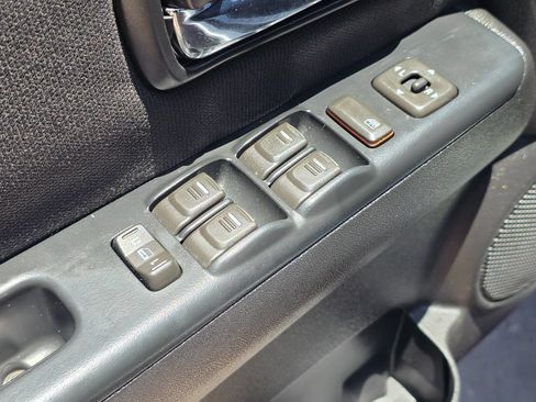 Used 2012 Chevrolet Colorado LT RWD image 24