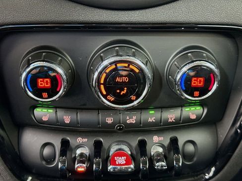 Used 2017 MINI Cooper Clubman ALL4 image 11