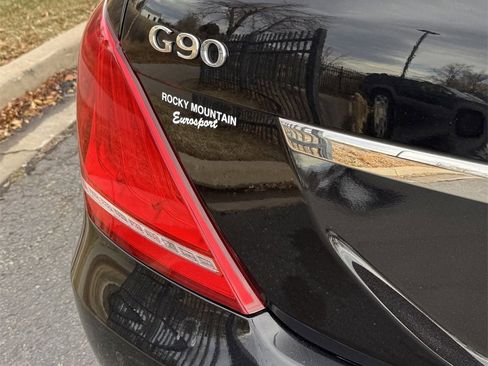 Used 2018 Genesis G90 3.3T Premium image 7
