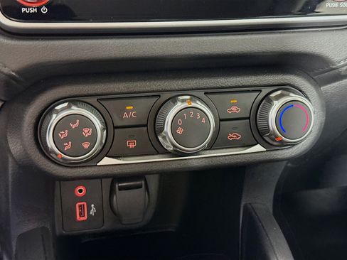 Used 2025 Nissan Versa S w/ Trunk Package FWD image 17