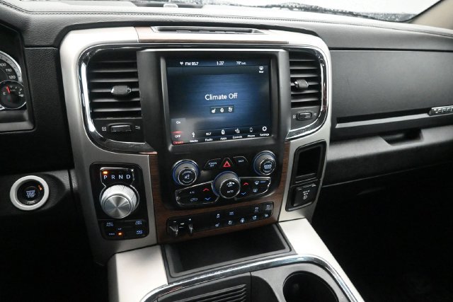 Used 2018 RAM 1500 Laramie w/ Convenience Group AWD/4WD image 7