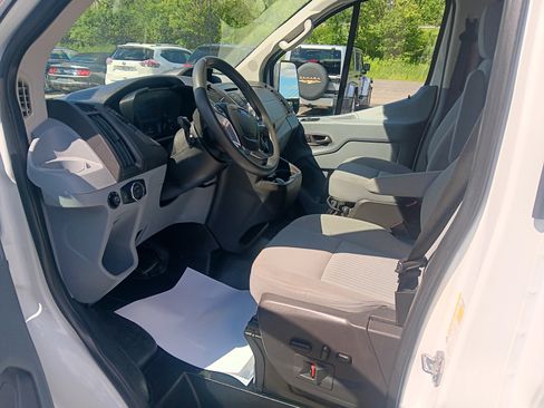 Used 2019 Ford Transit 250 130 Low Roof w/ Interior Upgrade Package RWD image 11