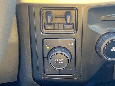 Used 2025 Ford F250 XLT image 68