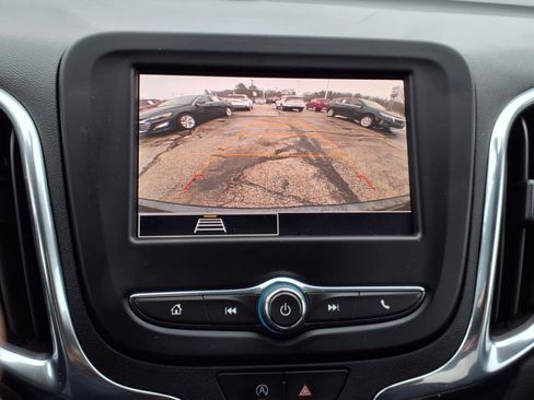 Used 2023 Chevrolet Equinox LT image 11