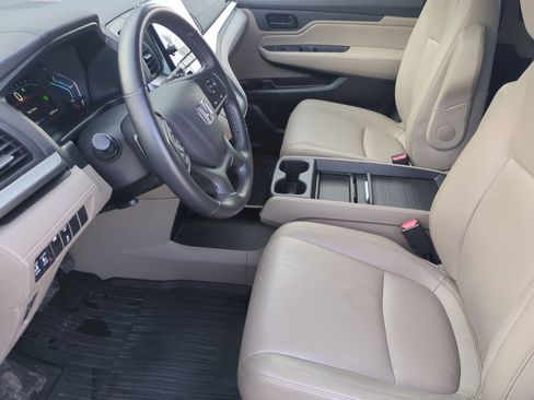 Certified 2023 Honda Odyssey EX-L image 17