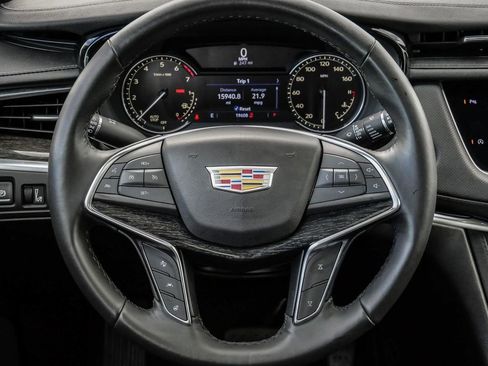 Used 2022 Cadillac XT5 Premium Luxury FWD image 29