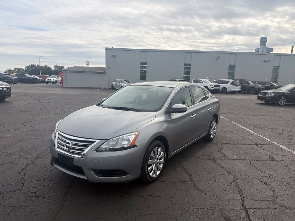 Used 2014 Nissan Sentra SV FWD image 2