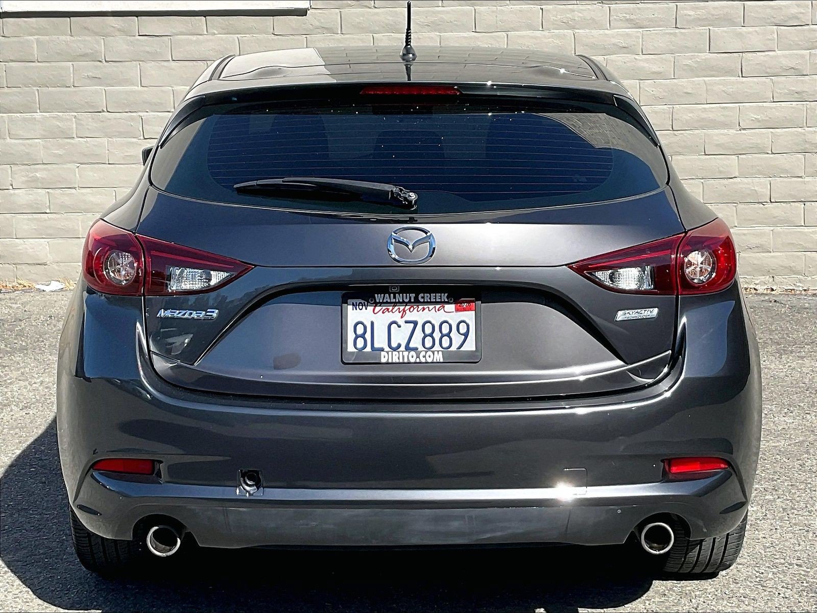 Used 2017 MAZDA MAZDA3 Touring FWD image 3
